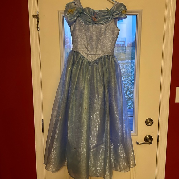 Disney Cinderella Chasing Fireflies girl’s dress in excellent condition. - Picture 4 of 6